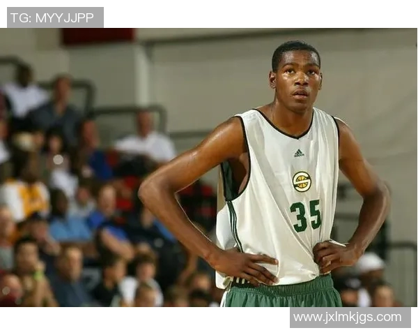 李磊专访：从青涩少年到篮球巨星的奋斗与成长之路回顾