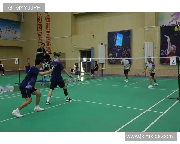 羽毛球盛宴：深入武汉羽毛球队的比赛策略与经验分享