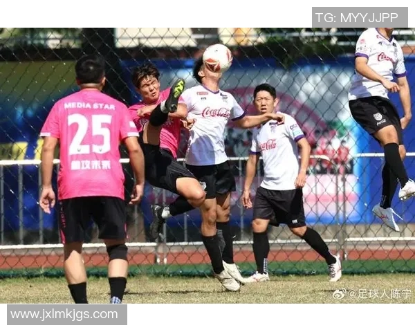 一起猜足球明星挑战赛乐趣无穷尽享足球盛宴的欢乐时光